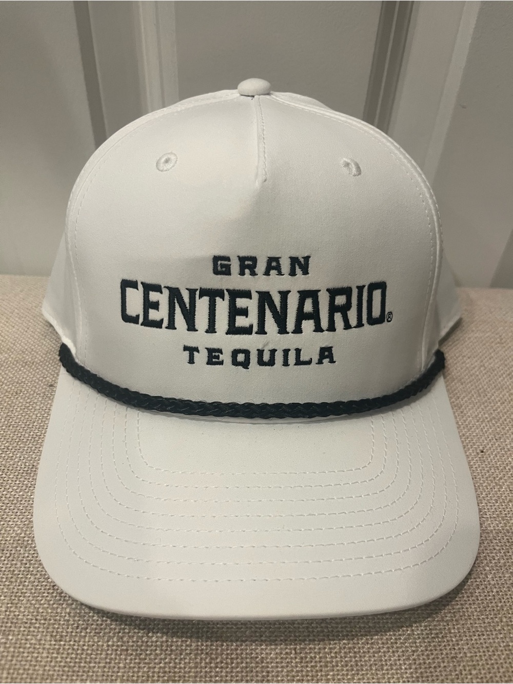 NEW MEN'S WHITE BASEBALL HAT- GRAN CENTENARIO TEQUILA- WHITE